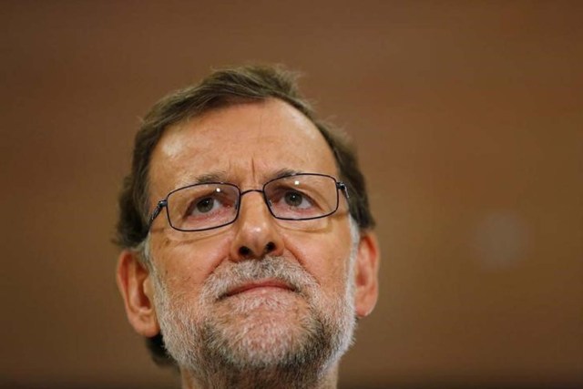 El presidente del Gobierno español, Mariano Rajoy, en el Parlamento en Madrid, ago 3, 2016. El líder del partido Ciudadanos abrió el martes la puerta a votar a favor de la reelección del líder del Partido Popular, Mariano Rajoy, como presidente del Gobierno de España si éste se compromete a aceptar un amplio paquete de condiciones de regeneración democrática. REUTERS/Susana Vera