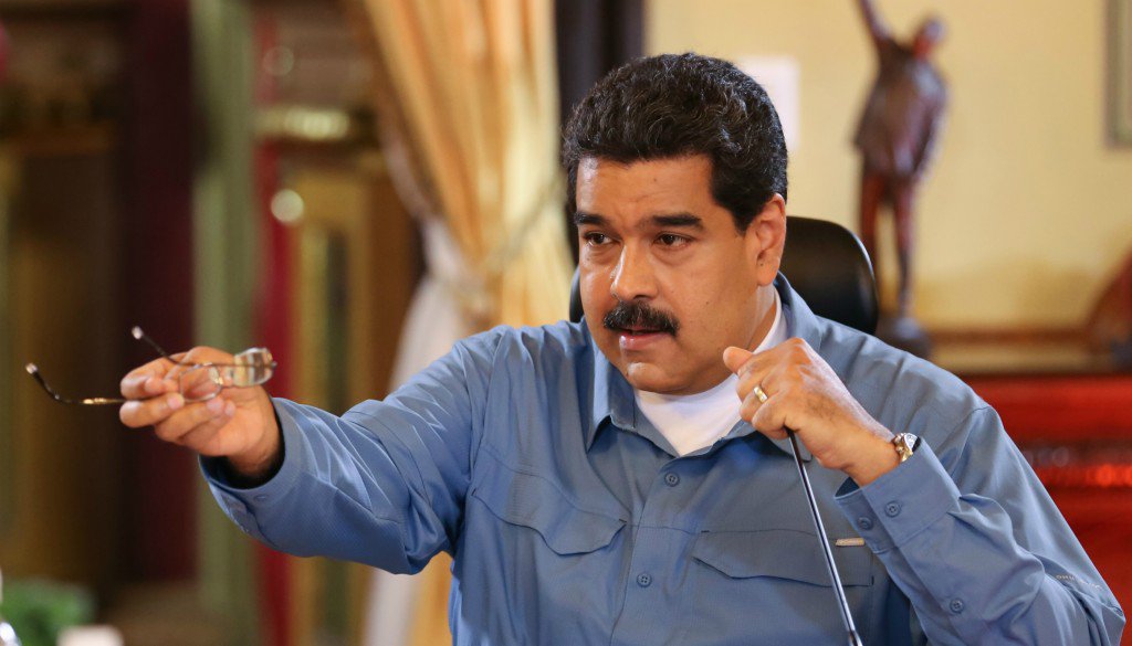 Maduro a Ramos Allup:  fuiste a la Fiscalía con el rabo entre las piernas