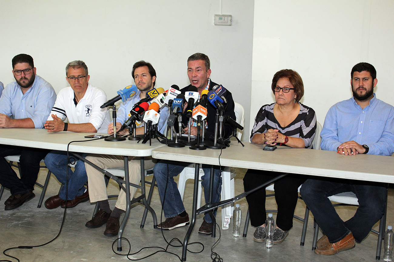 Alcaldes exigieron al Ejecutivo el cese de la persecución hacia los gobiernos locales
