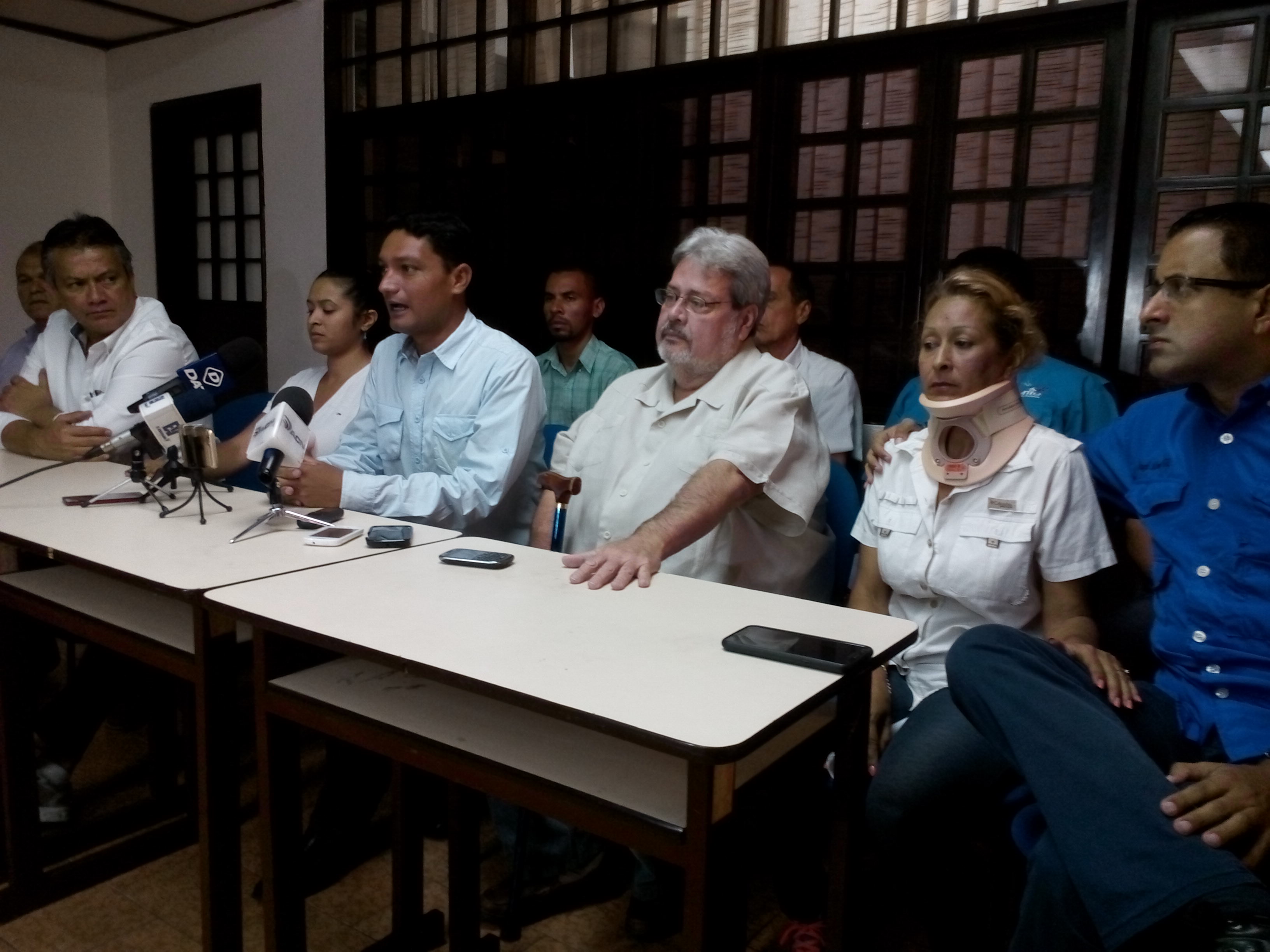 UNT exige al MP que investigue agresiones en contra del diputado Leandro Domínguez