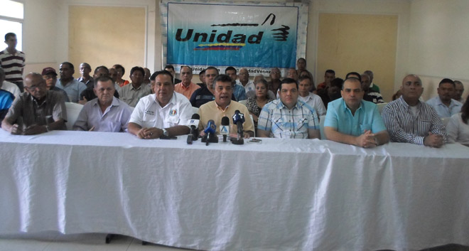 Unidad Zulia inicia campaña por el revocatorio en 2016 con el presidente de la AN