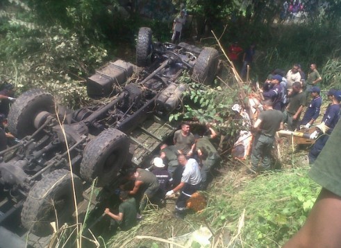 Mueren siete GNB en volcamiento de vehículo militar en Cojedes (FOTO)