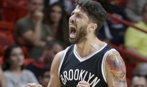 Nets de Brooklyn dejaron en libertad a Greivis Vásquez