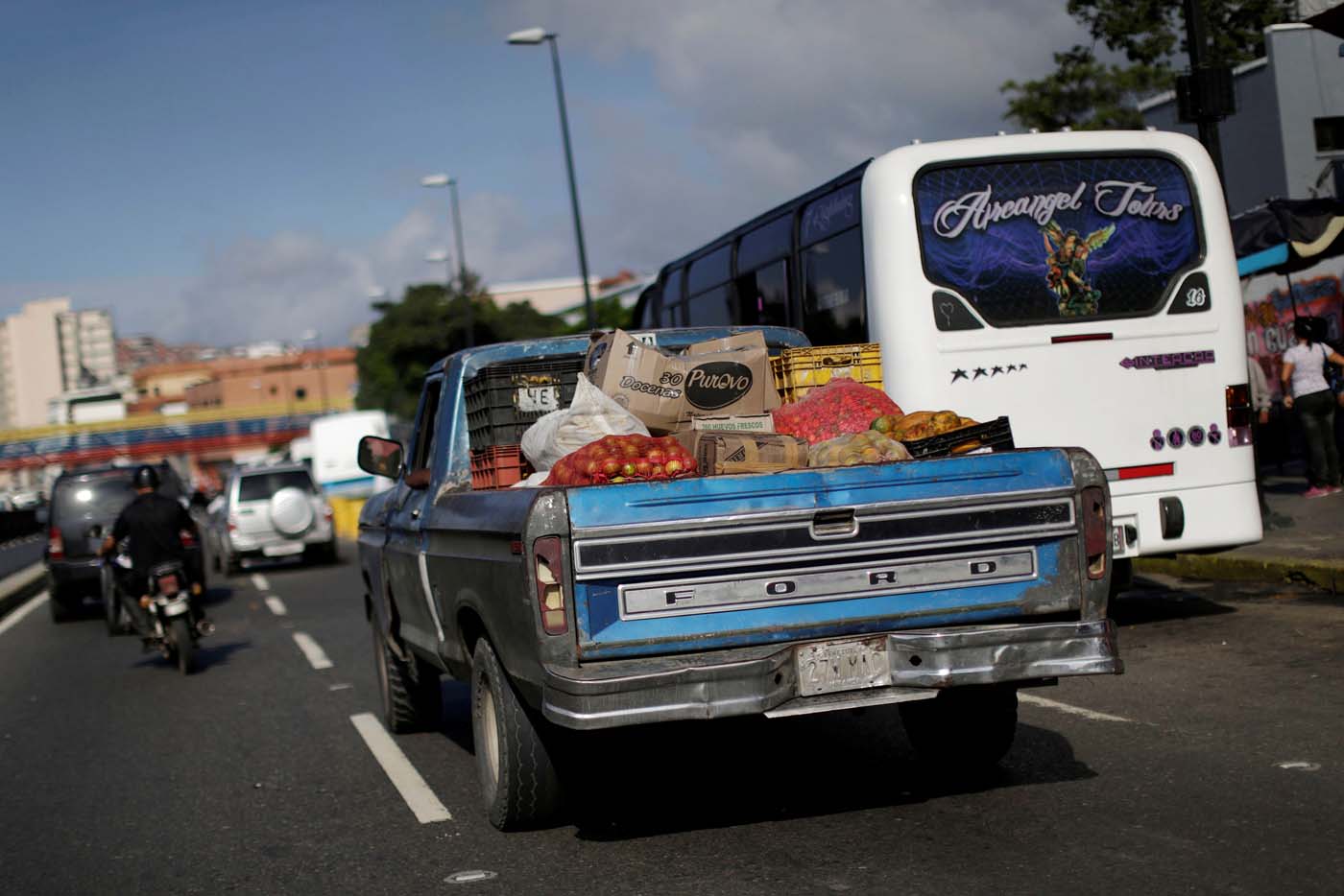 Prohíben medidas que impidan acopio, comercialización o libre movilización de alimentos