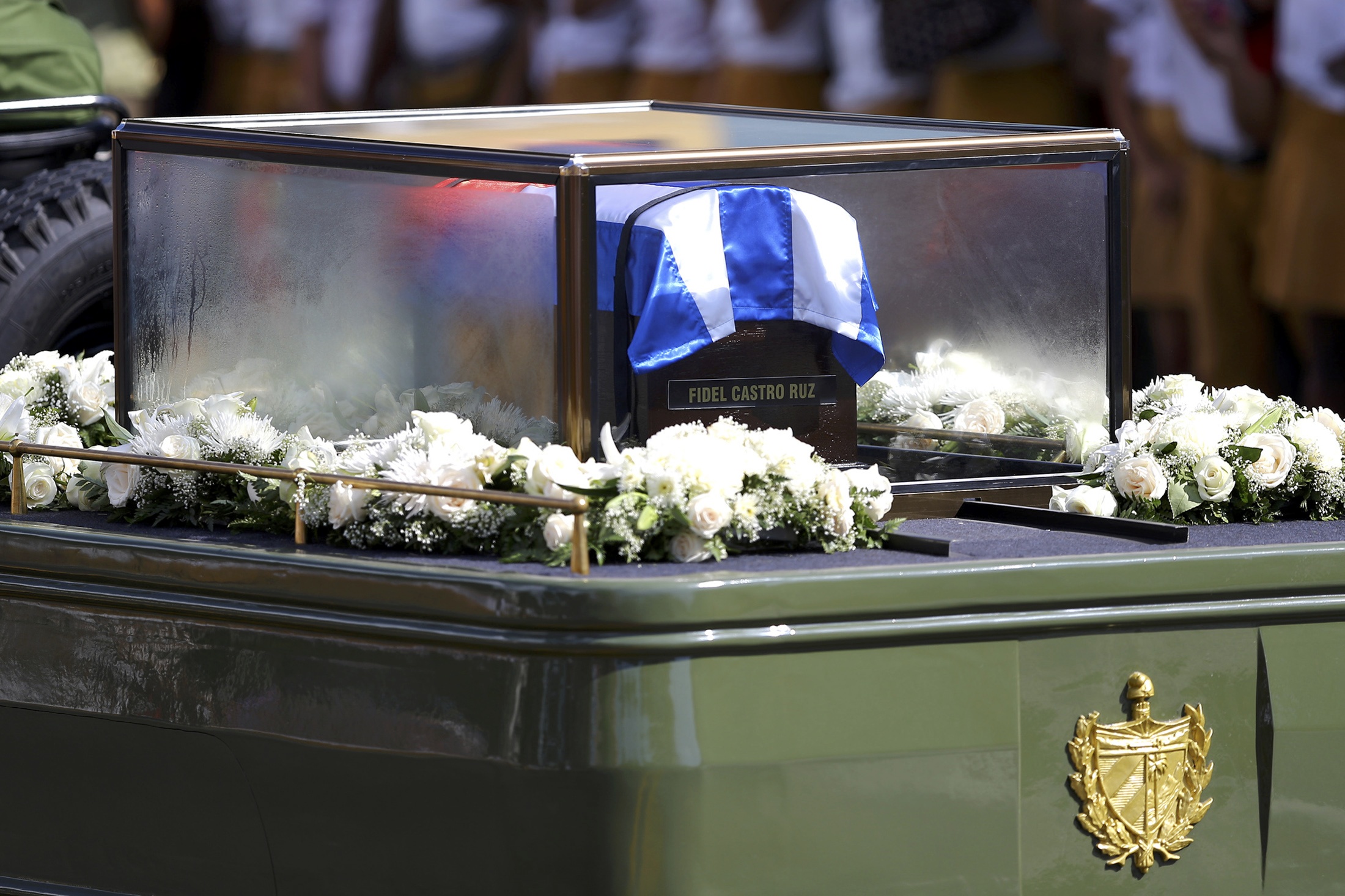 EN FOTOS: Carroza fúnebre con restos de Fidel Castro se accidentó