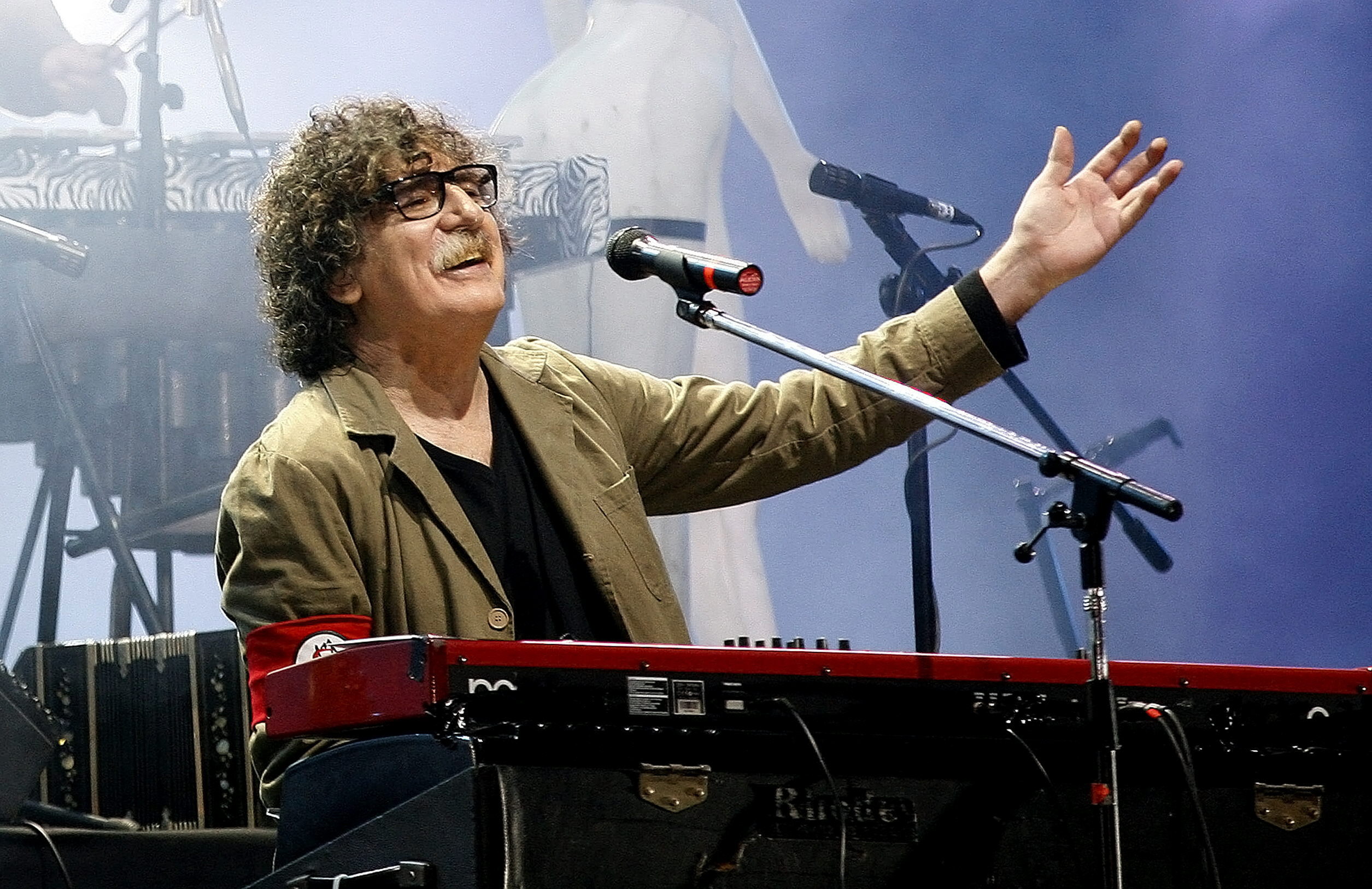 Charly García recibe alta médica después de tres días internado