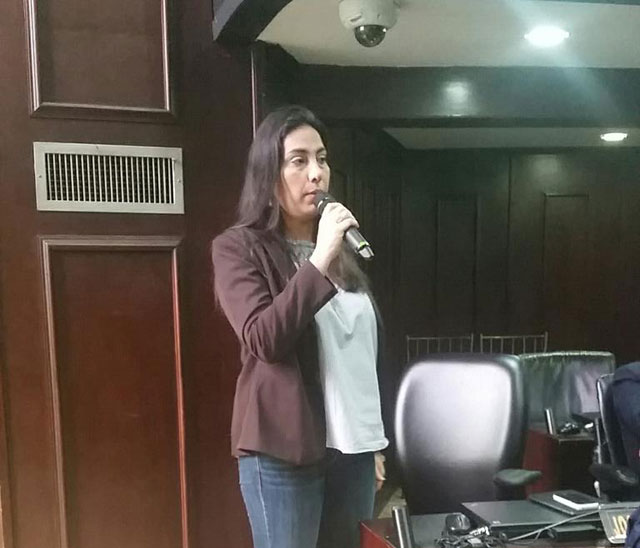 Adriana Pichardo solicita una fe de vida del diputado Gilber Caro