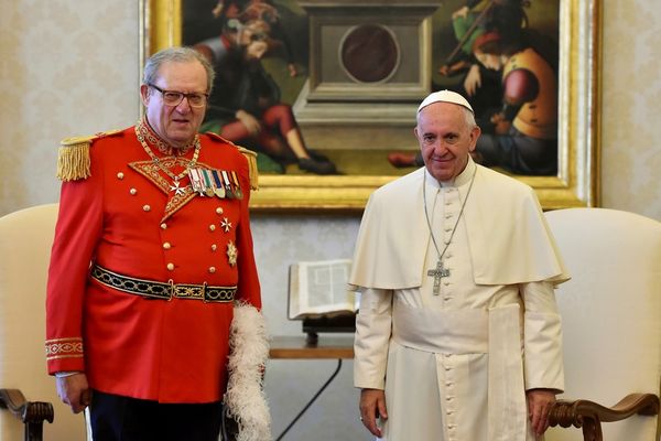 Papa acepta dimisión del gran maestre de la Orden de Malta
