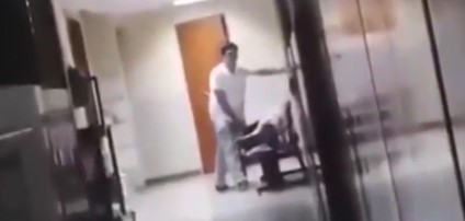 Médico frotó sus genitales por la cara de una mujer dormida en un hospital (VIDEO)