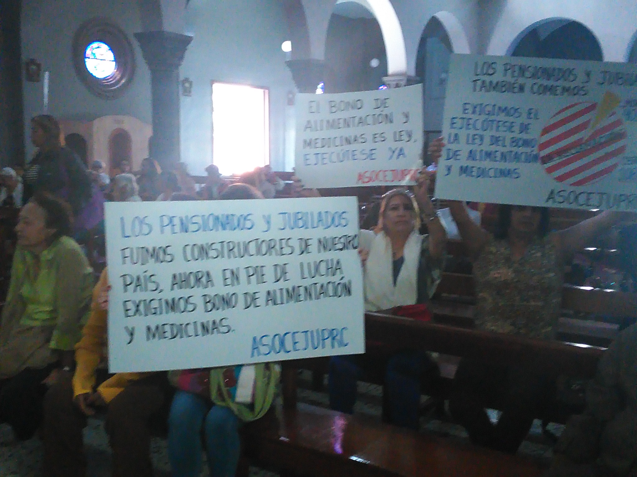 Pensionados y jubilados solicitarán al TSJ exija a Maduro promulgue Ley de Bono de Alimentación y Medicinas