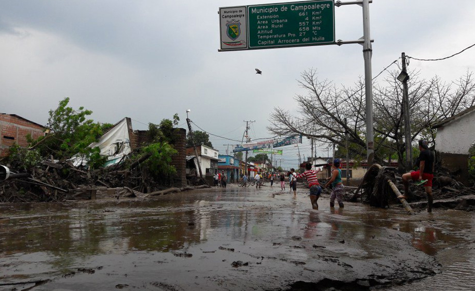 Al menos dos mil personas fueron evacuadas por amenaza de avalancha en Colombia