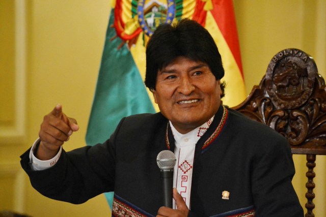 FILE PHOTO: Bolivia's President Evo Morales speaks during a news conference at the presidential palace in La Paz, Bolivia, February 24, 2016. Bolivian Presidency/Handout via Reuters/File Photo ATTENTION EDITORS - THIS IMAGE WAS PROVIDED BY A THIRD PARTY. FOR EDITORIAL USE ONLY. NOT FOR SALE FOR MARKETING OR ADVERTISING CAMPAIGNS. THIS PICTURE IS DISTRIBUTED EXACTLY AS RECEIVED BY REUTERS, AS A SERVICE TO CLIENTS