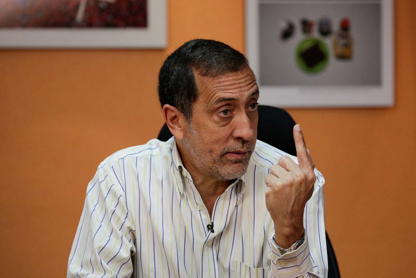 La Apucv rechaza amenazas en contra del profesor José Guerra
