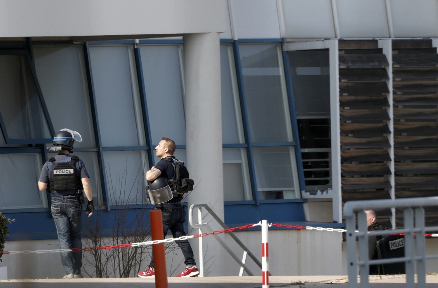 Detenida una segunda persona tras tiroteo en escuela en Francia