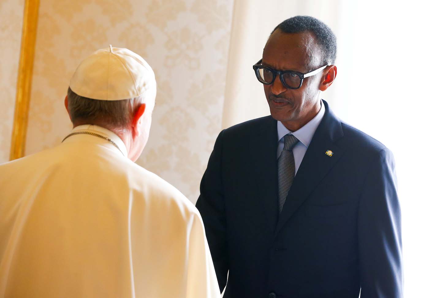 El Papa pide perdón por los  pecados de la Iglesia en genocidio de Ruanda