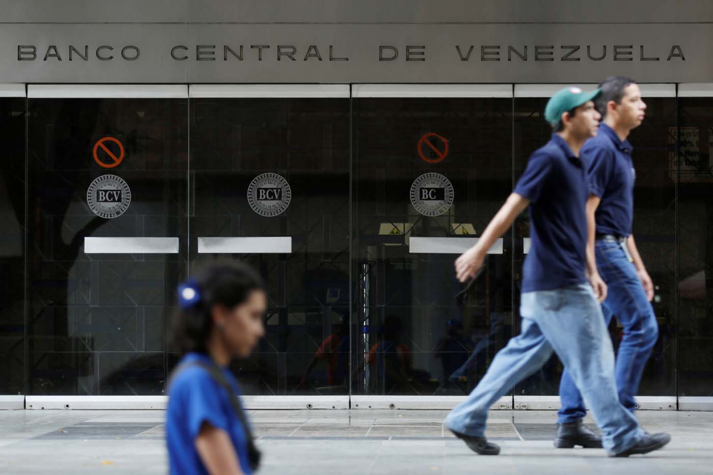 Técnicos del BCV cuestionan crédito de CAF al gobierno de Maduro