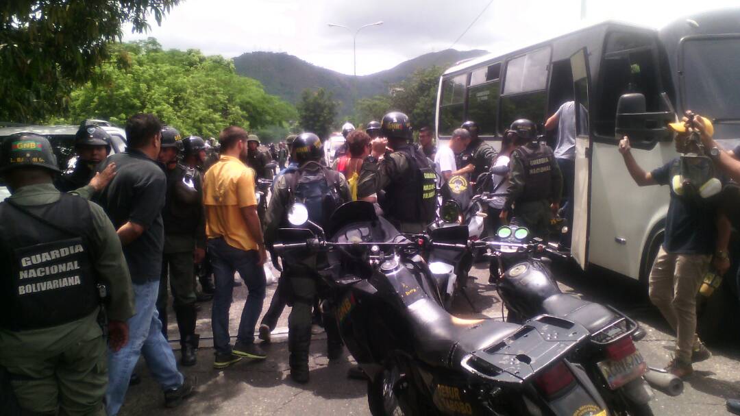 Asciende a 24 las personas  detenidas tras la fuerte represión en Carabobo (FOTO)