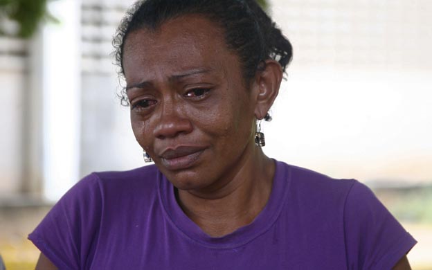 La madre de la víctima lloró al recordar el rostro carbonizado de su hija. (Foto: Merietzeth Ballesteros)