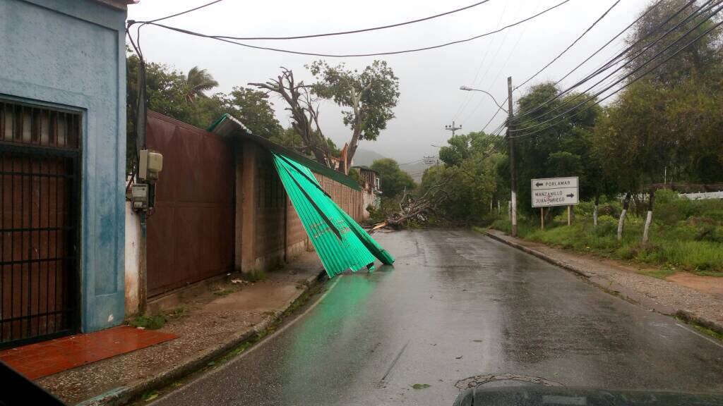 Dos heridos por paso de tormenta Bret en Nueva Esparta #20Jun