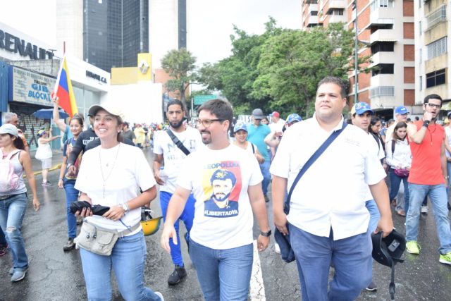 Freddy Guevara a la FANB: Pedimos que restituyan orden constitucional . 