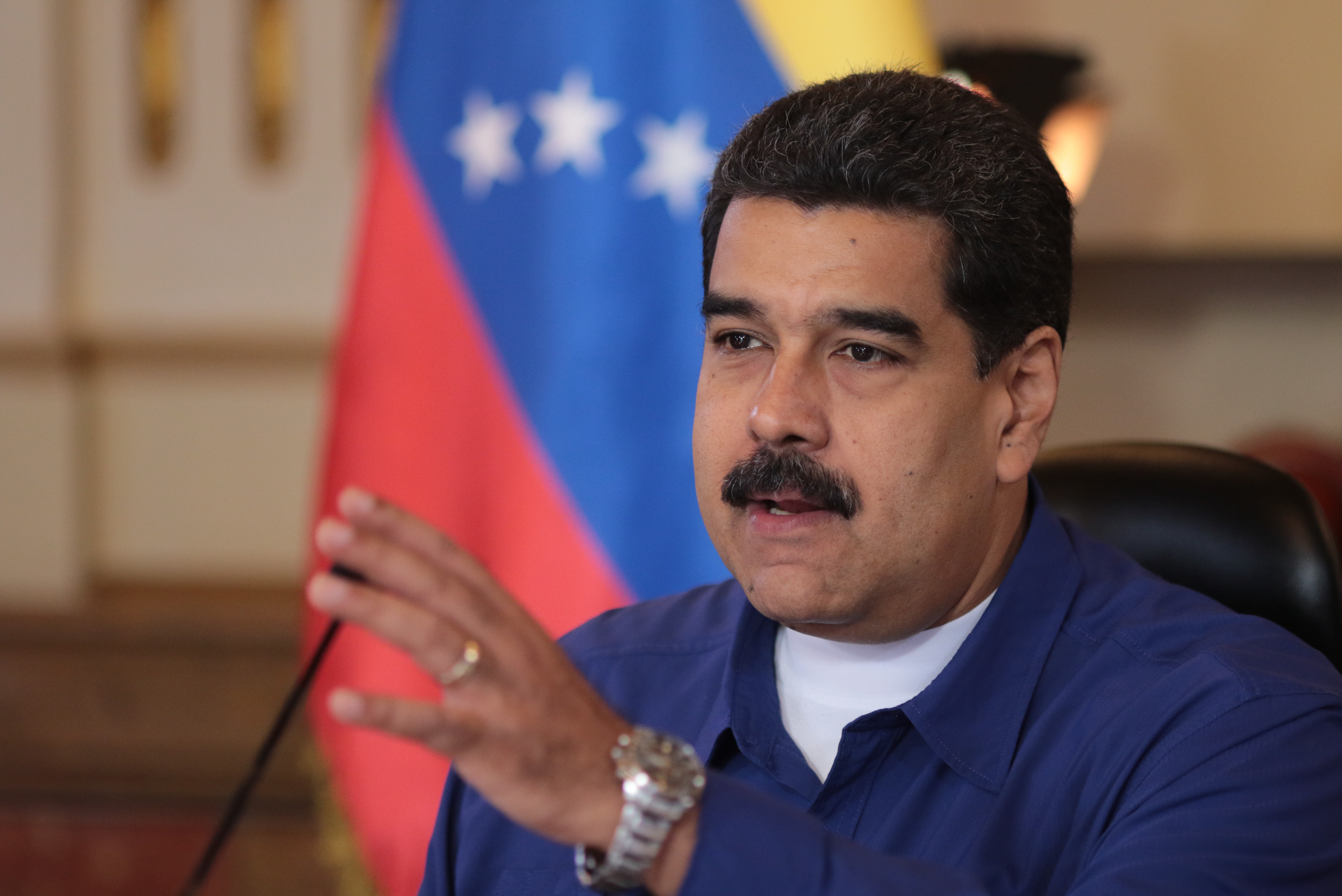 Maduro amenaza con “acciones diplomáticas” contra México y Colombia si no aclaran supuestas declaraciones de la CIA
