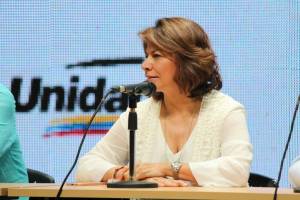 Expresidenta de Costa Rica insta a los venezolanos a brindar apoyo a Juan Guaidó