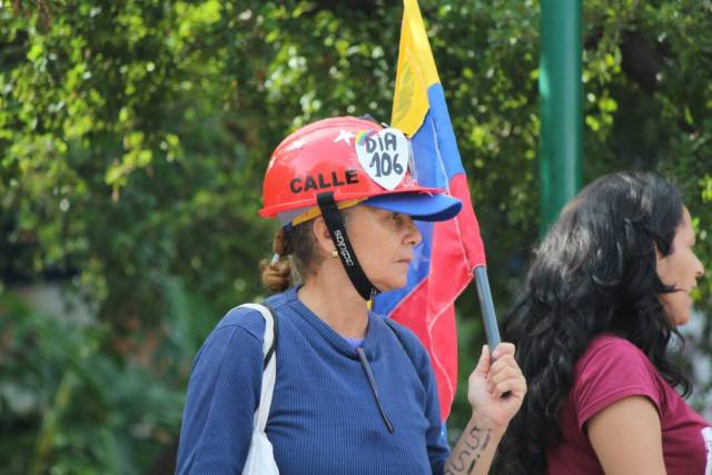 El Movimiento Estudiantil encabeza el cierre de campaña en la plaza Sadel. Foto: Régulo Gómez / LaPatilla.com