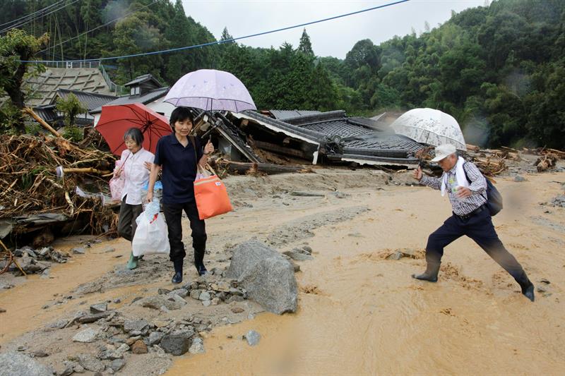 Asciende a seis el número de fallecidos por las lluvias torrenciales en Japón