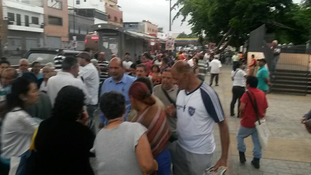 En Catia dicen presente y participan en la consulta popular #16Jul