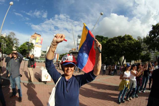 El Movimiento Estudiantil encabeza el cierre de campaña en la plaza Sadel. Foto: Régulo Gómez / LaPatilla.com