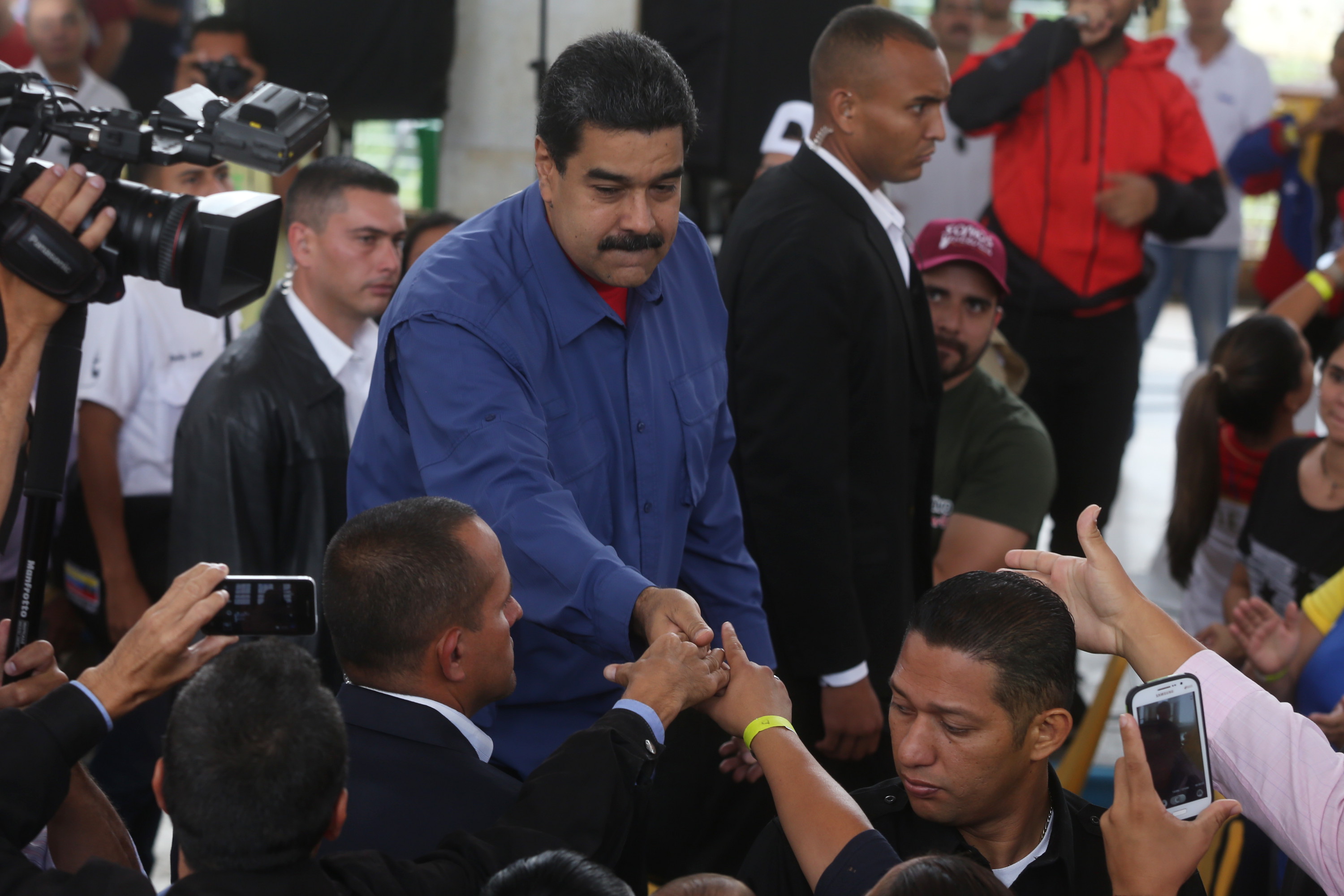 ¡Más amenazas al pueblo! Así coaccionan a oficialistas para que voten en la Constituyente cubana (+Video)