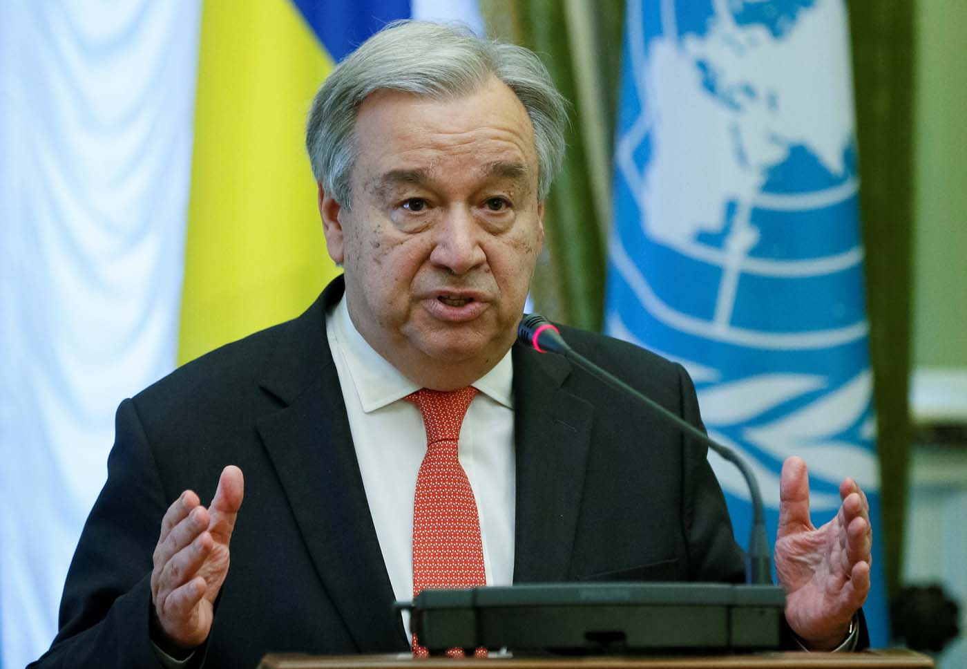 Guterres llama a proteger periodismo independiente y la libertad de expresión