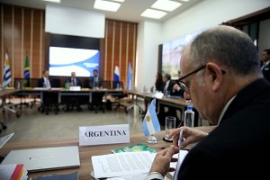 Argentina buscará en reunión de Lima “otras medidas” de presión a Venezuela