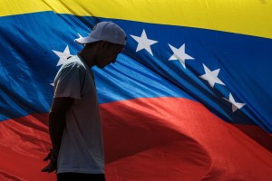 Venezuela camina a un “diálogo político” marcado por la fuga de Ledezma y una profunda crisis