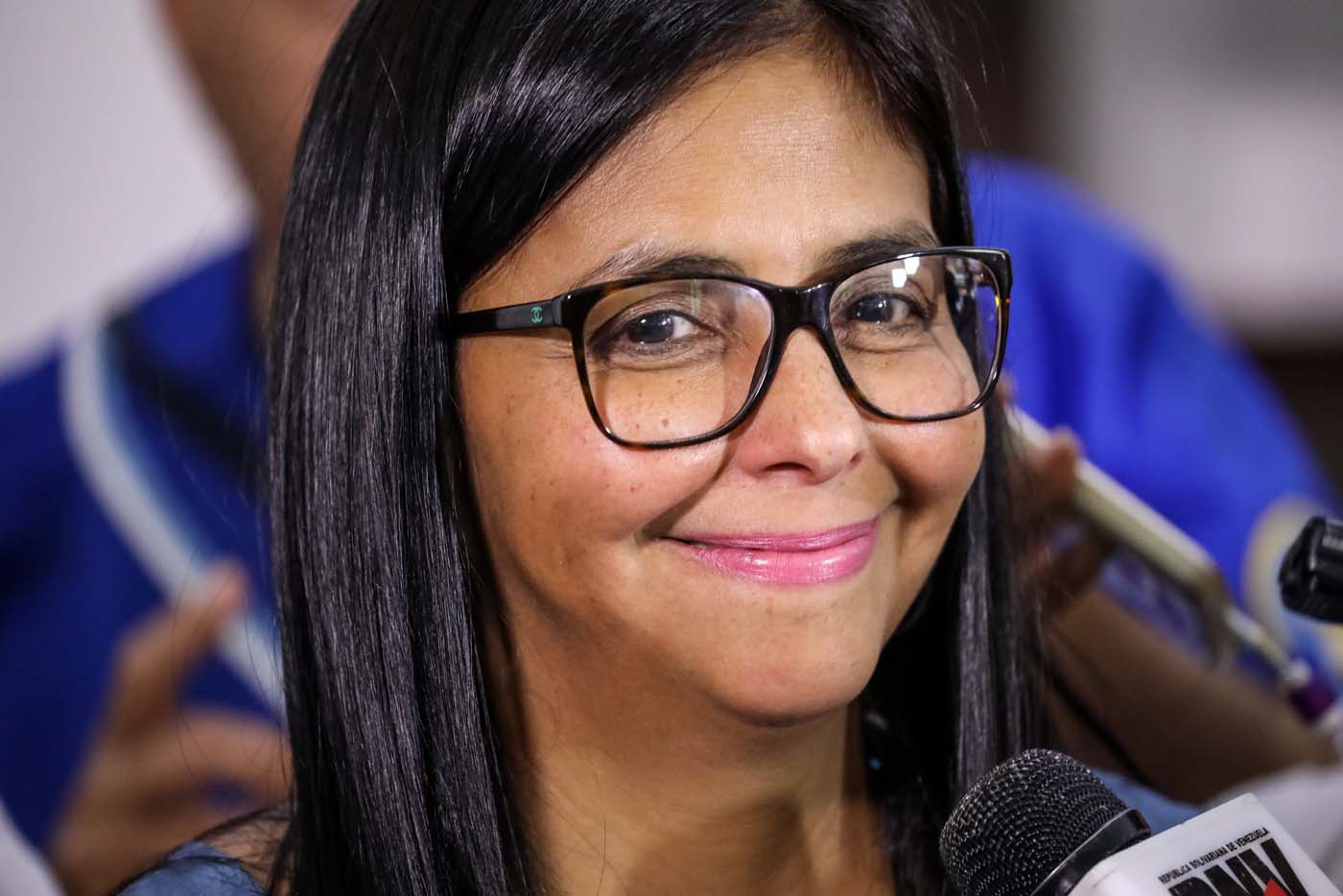 Delcy Eloína propone dar clases de historia a la oposición venezolana durante el diálogo (video)