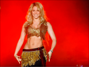 Shakira regresa a México recordando que “las caderas no mienten”