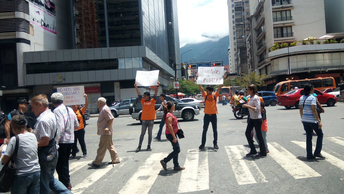 En Chacao se solidarizan con David Smolansky #10Ago