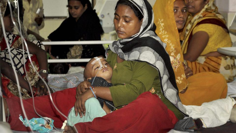 Mueren 60 niños en un hospital de India por falta de oxígeno