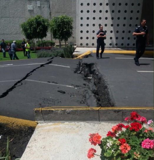 Así quedó el Aeropuerto Internacional de México tras el terremoto (Fotos)