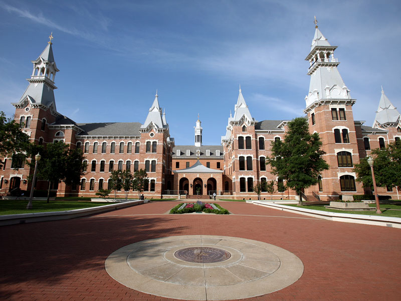 Catorce mujeres demandaron a la universidad de Texas por ignorar abusos sexuales