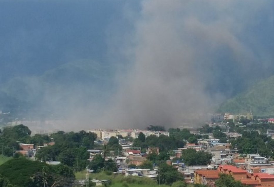 Explosión en Cavim: Gran humareda, esquirlas y vidrios rotos en Maracay (FOTOS + AUDIO)