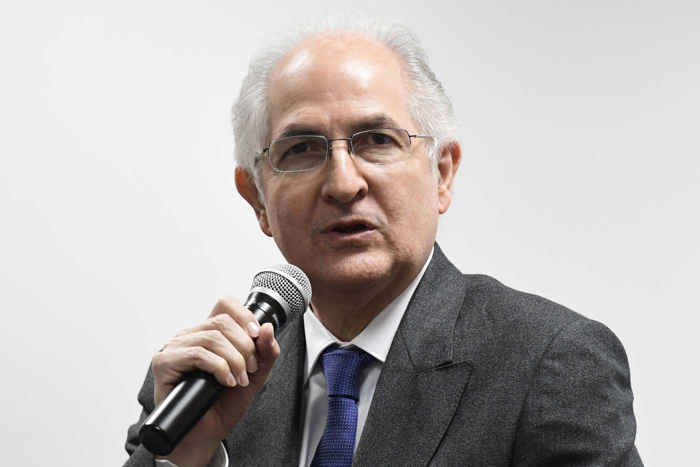 Ledezma: Levantar sanciones es profanar la tumba de los jóvenes caídos