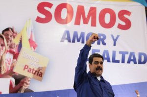 Maduro: Las mafias se llevan las medicinas a Colombia y las venden aquí con sobreprecio (+Video)