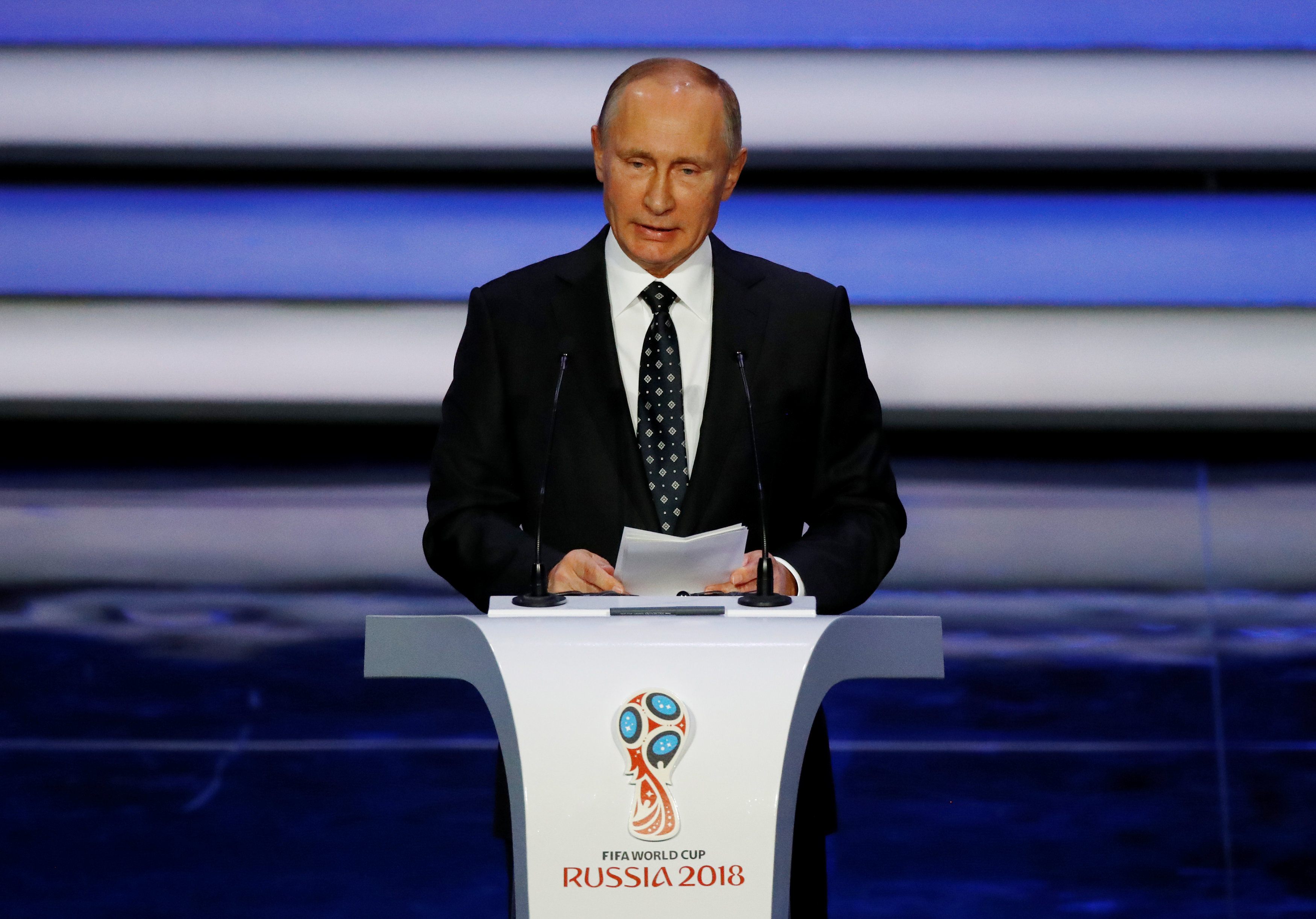 Putin da la bienvenida a los invitados al sorteo del Mundial de Rusia 2018