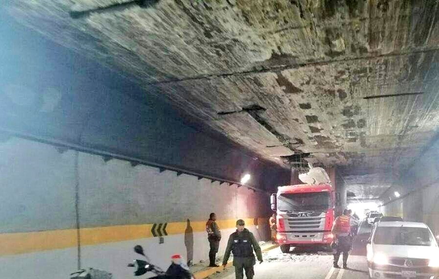 Continúan trabajos de recuperación en el Boquerón 2 de la Caracas – La Guaira