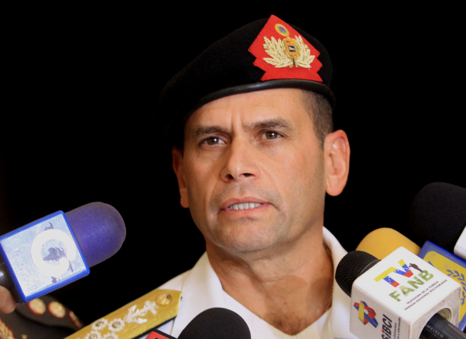 “Continúan las operaciones”: Lo que dijo Remigio Ceballos sobre combates en La Victoria