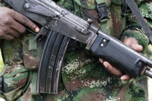Gobierno de Colombia y ELN cierran ciclo de negociaciones sin alto al fuego