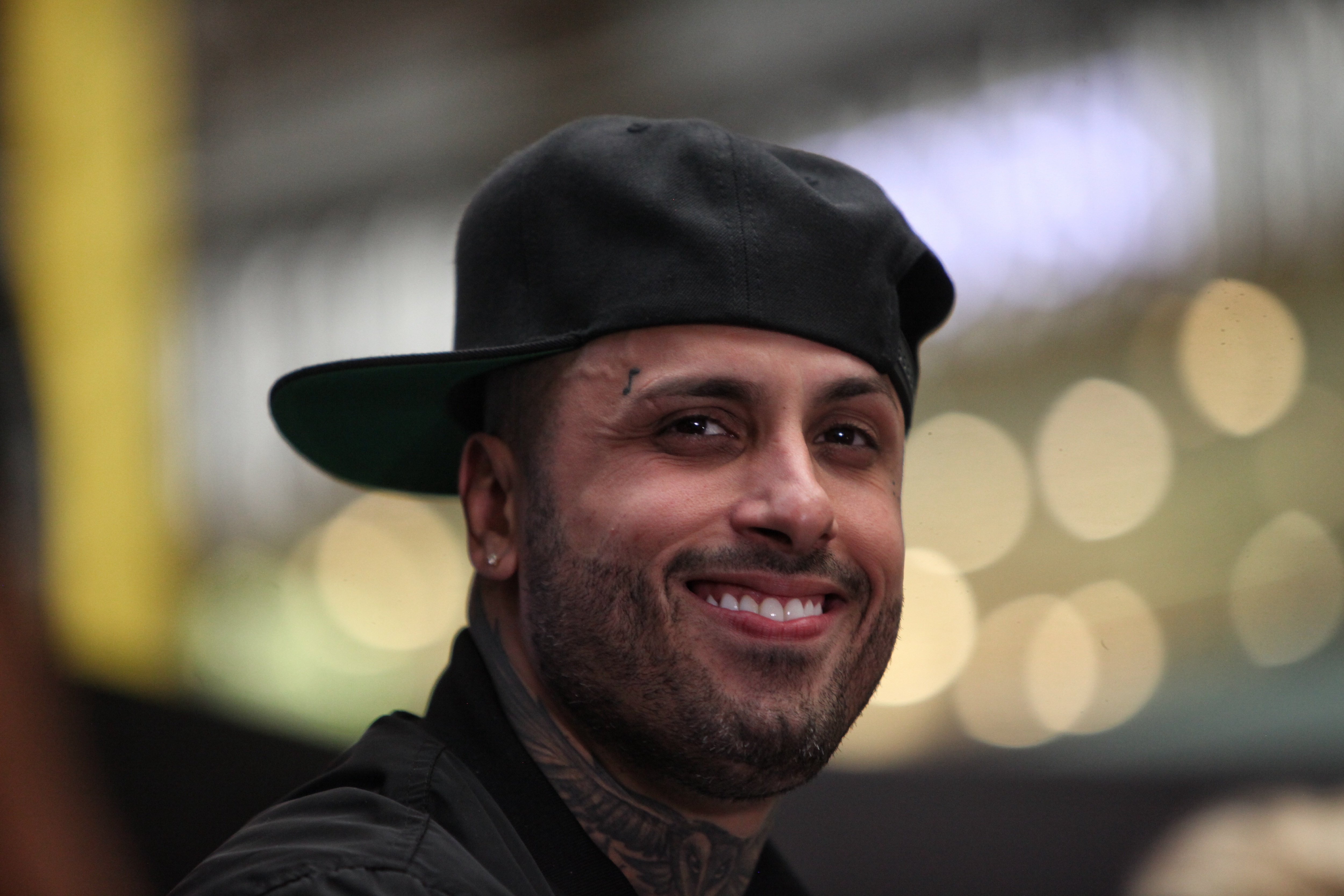 ¡Mostrando sus “dotes”! Se filtran unas supuestas fotos XXX del reguetonero Nicky Jam