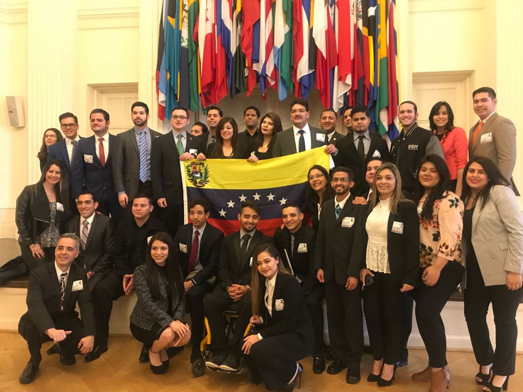 Estudiantes Venezolanos en el Exterior conmemoraron el Día de la Juventud en la OEA
