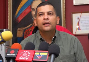 Gobernador de Zulia amenaza con cárcel a transportistas que se sumen al paro del #20Feb